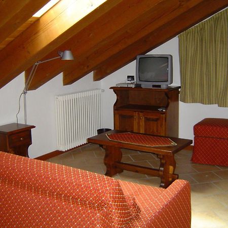 Valley Vacanze Brusson Pokój zdjęcie