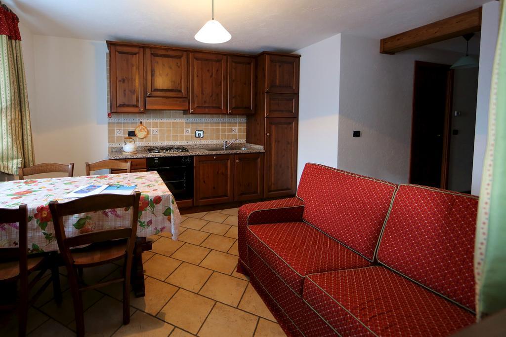 Valley Vacanze Brusson Pokój zdjęcie